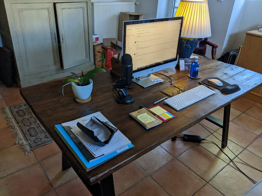 What has a home-made desk got to do with entrepreneurialism and NLP online training?!